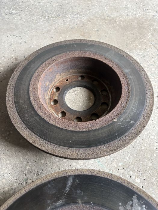 Задни спирачни дискове за Audi A3, Q3 , VW Passat 6 , Passat 7 , Seat , Skoda
