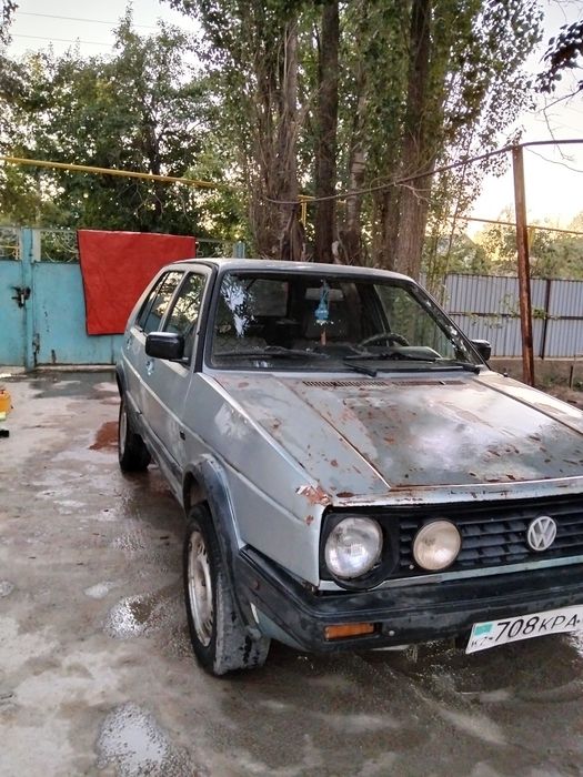 Volkswagen Golf 2