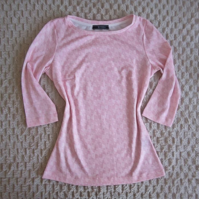 Пуловери и шапка  Alessa/Алеса