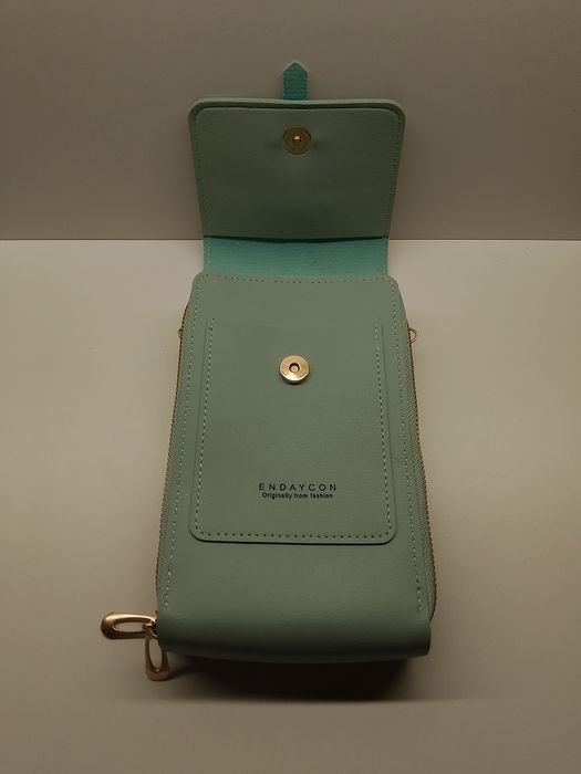 Продам сумку за 2500 тенге.