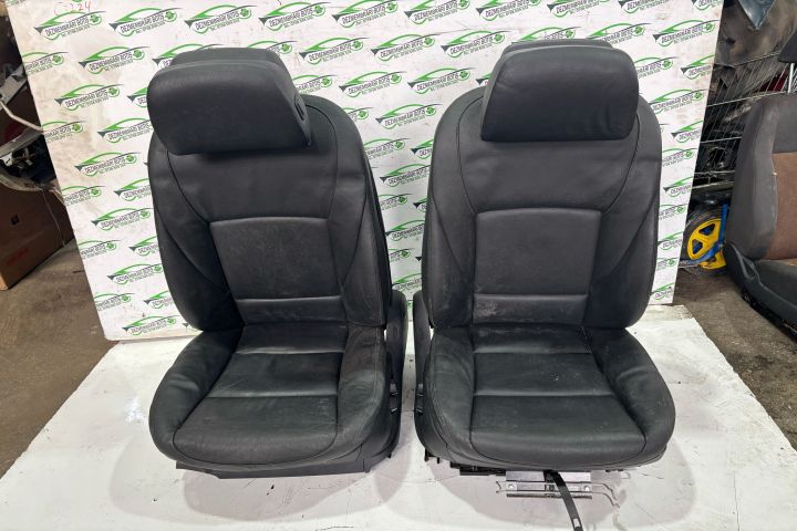 Scaun stanga dreapta fata bancheta Interior complet Piele neagra la s