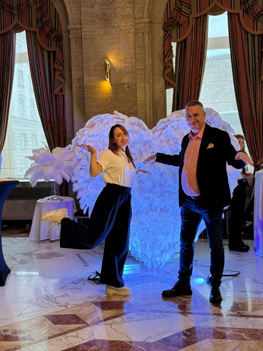 Сърце от щраусови пера за Сватба - под НАЕМ