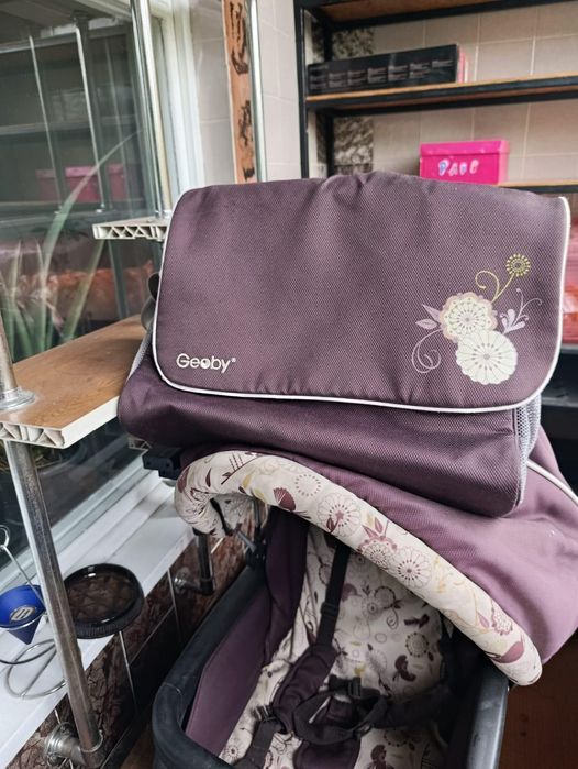 Коляска Geoby Baby Lux C706 2в1