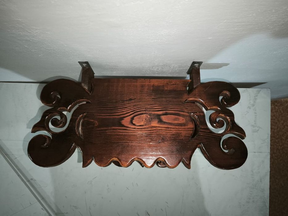 Продам полочку деревянную