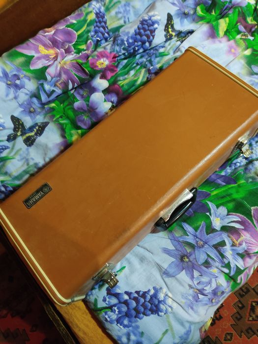 Саксофон альт Yamaha YAS - 23 б/у продам .