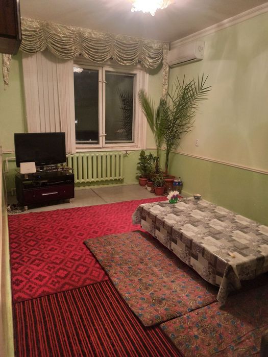 Юнусобод 14кв 4/4/4 Сотилади