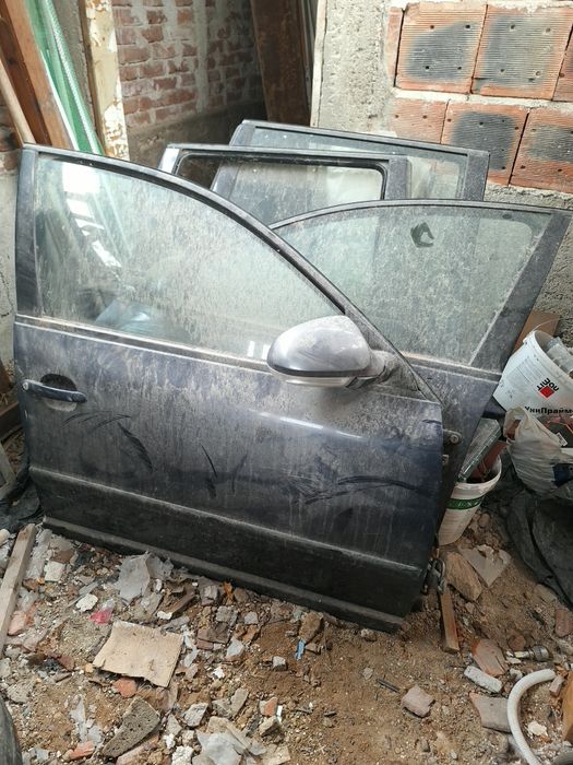 Пасат 1.8т аеб  останали части