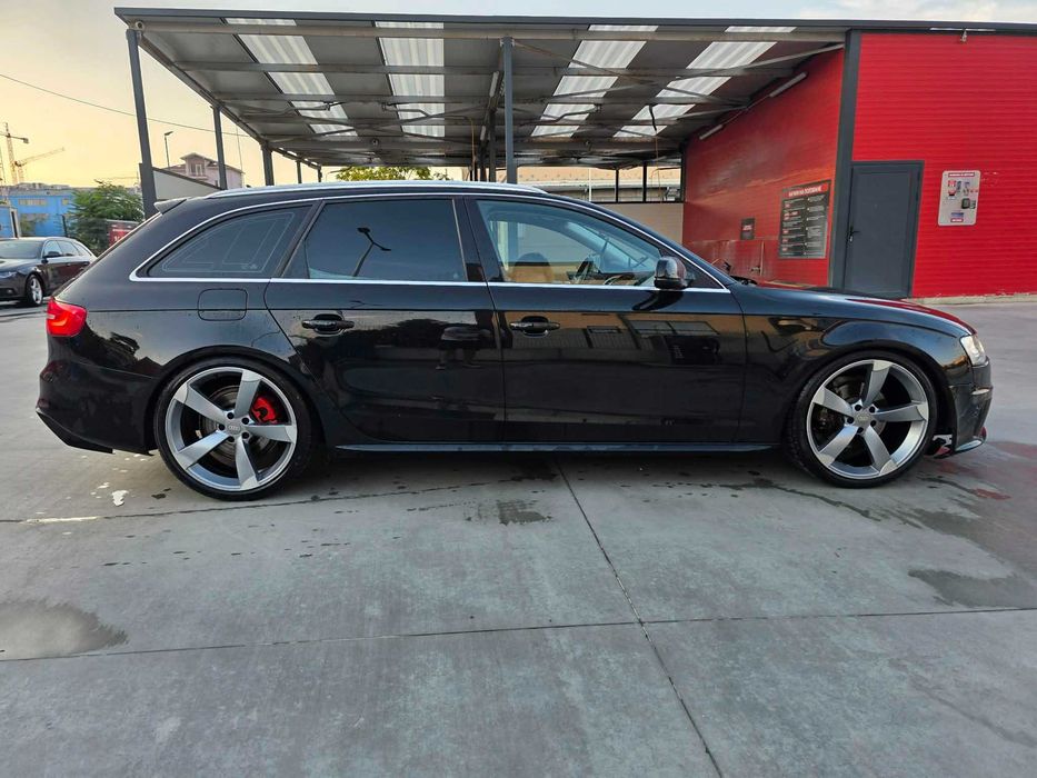 Audi A4 2.0 TDI RS line