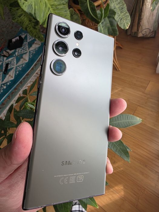 Самсунг Galaxy S23 Ultra