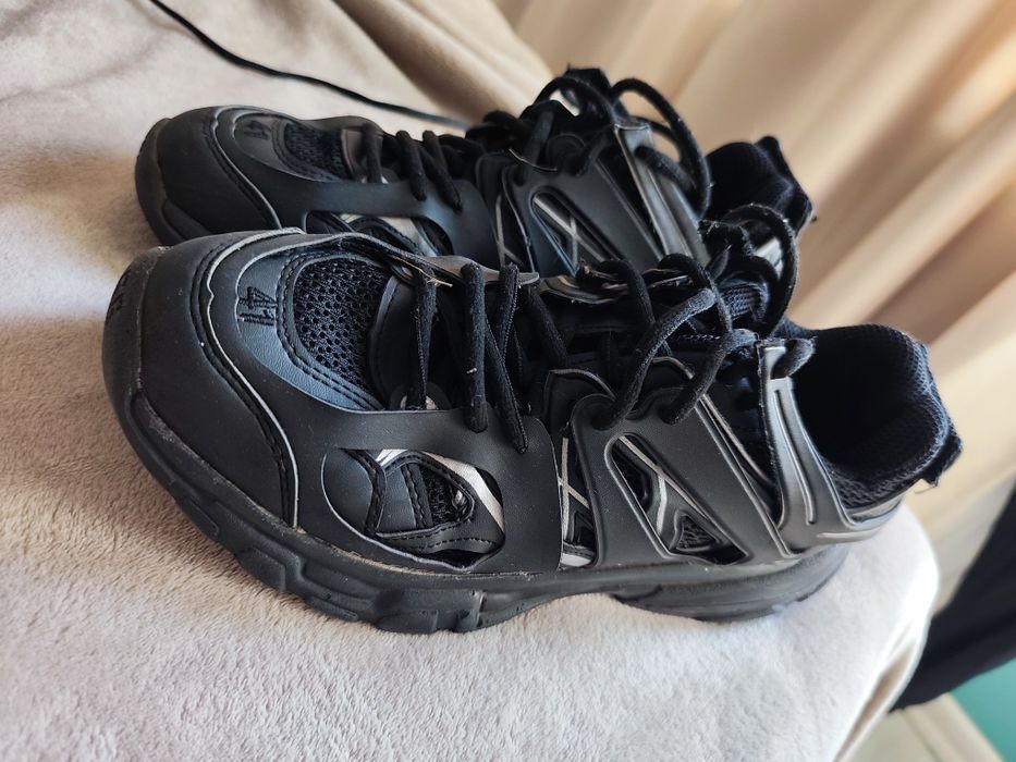 Valenciagi маратонки