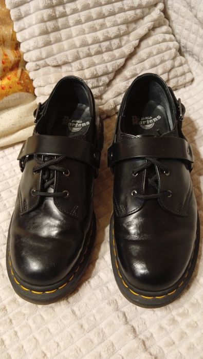 N.42 Оригинални обувки Dr. Martens-супер запазени