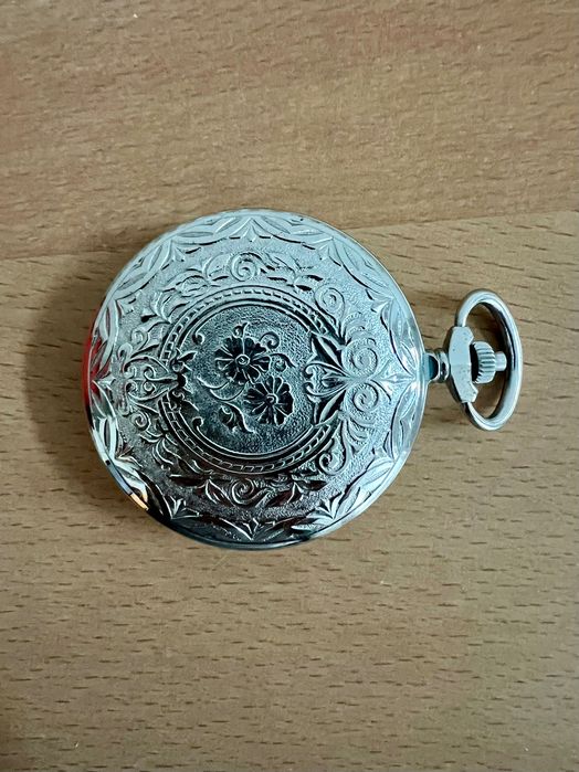 Джобен часовник с Матрьошка(механичен)