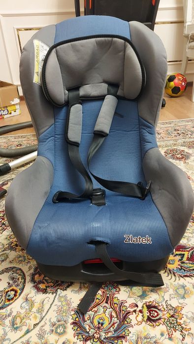 Автокресло zlatek