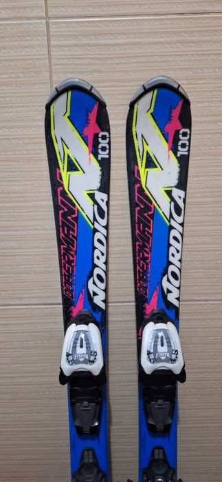 Schiuri 100cm Nordica doberman-clapari ski,casca,bete