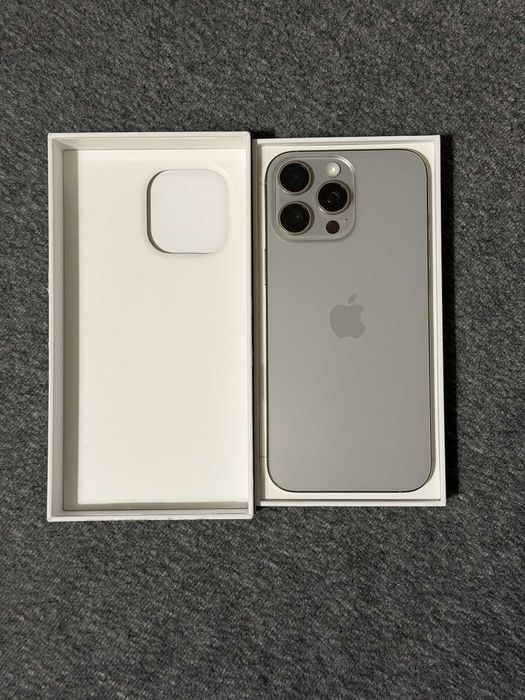 Telefon Apple iPhone 16 Pro Max 512GB 5G Natural Titanium in garantie