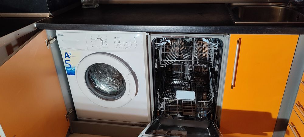 Дава се под наем Тристаен апартамент в София, Редута - 86 кв.м за 688.5 € - Снимка #14