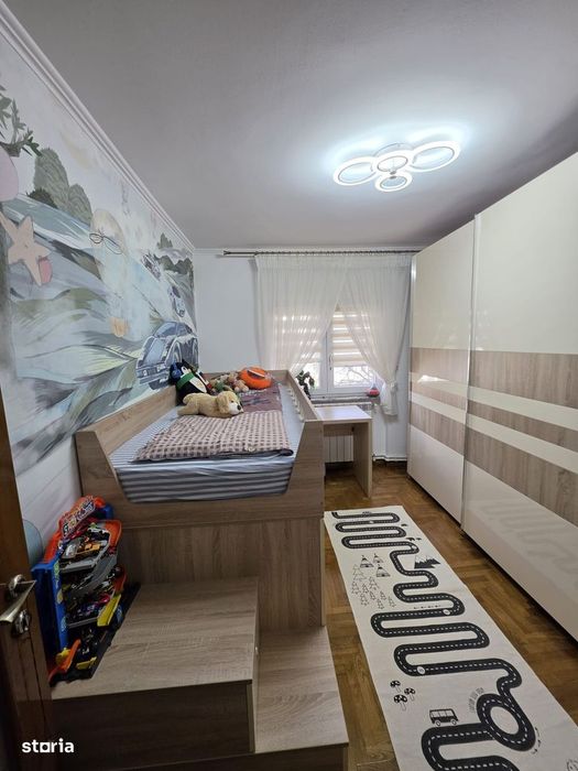 Apartament cu 3 camere decomandate, Obcini