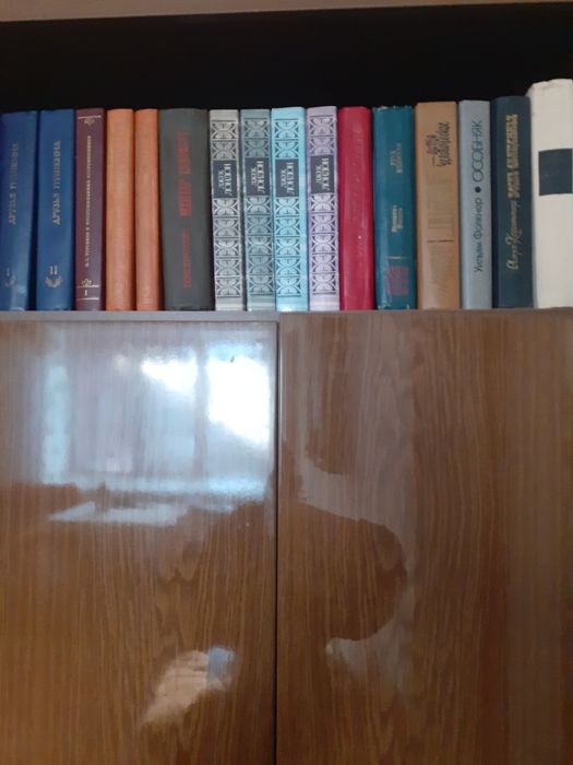 Продам Советские книги.