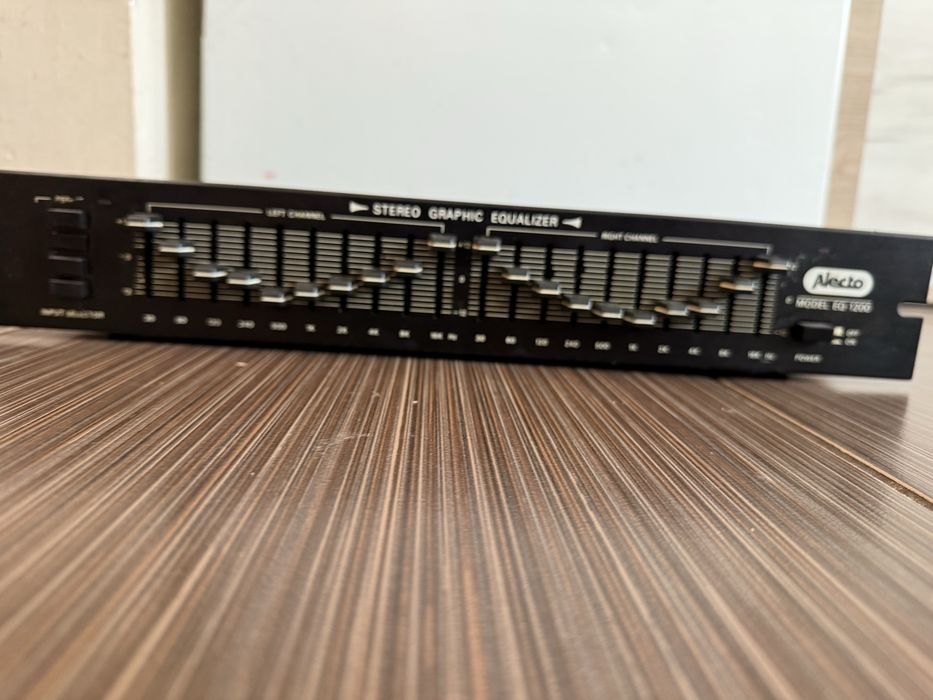 Еквалайзер Alecto