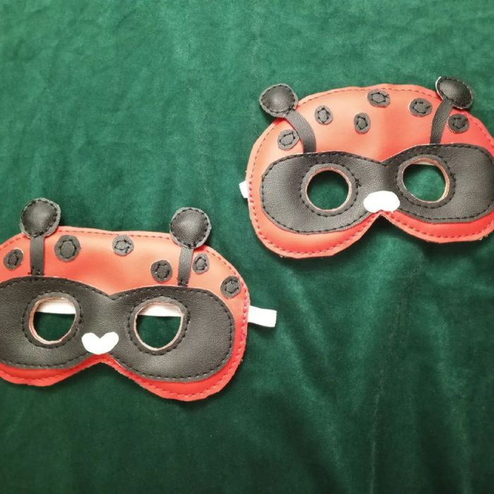 Маска "Божья коровка" для детей 
Звоните или пишите в ТГ в любое время