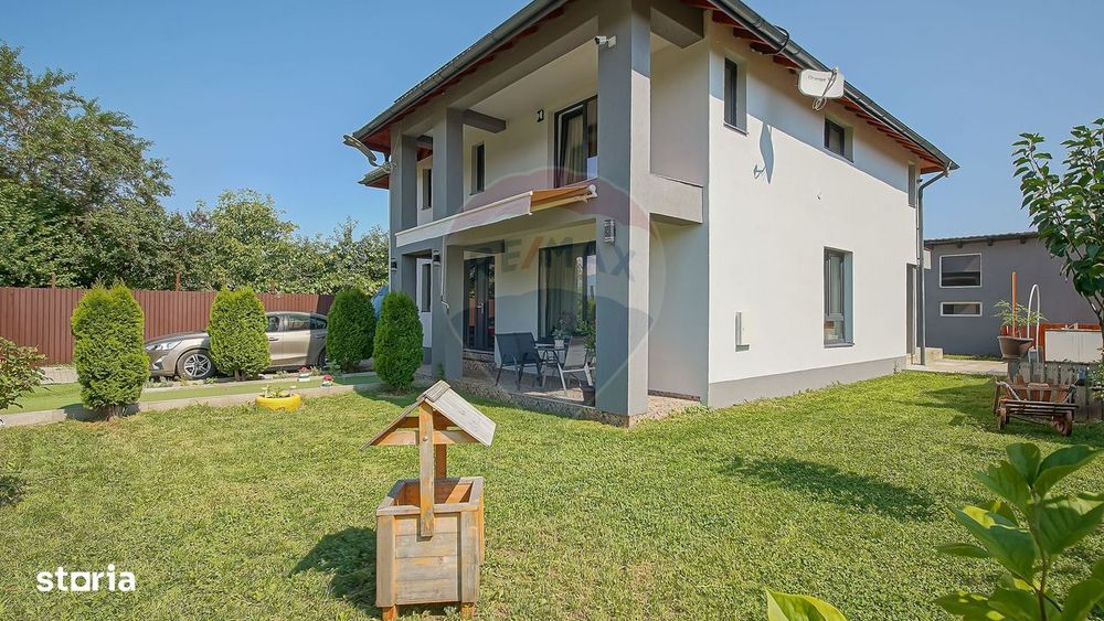 Casă cu panorama spectaculoasa in Sacele