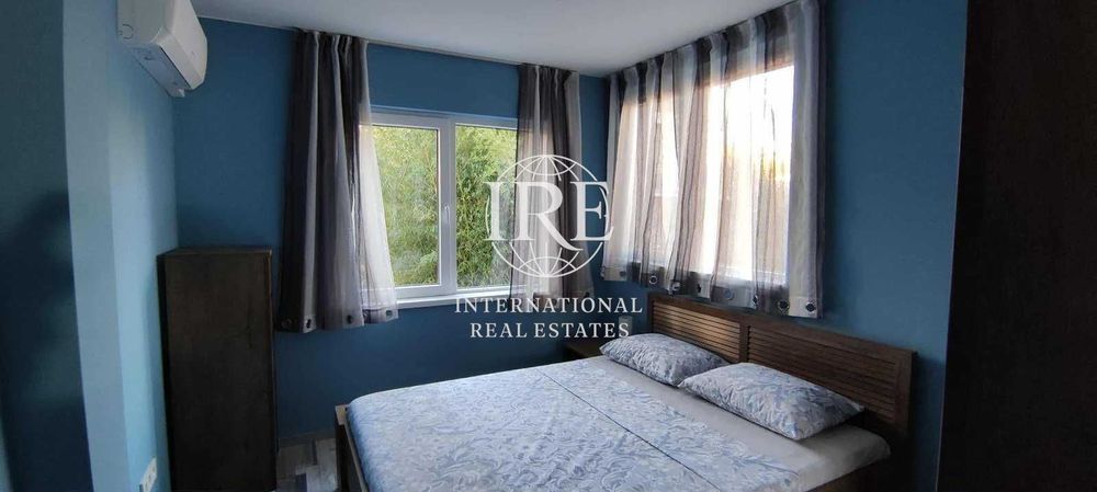 Продава се Двустаен апартамент в Варна, Изгрев - 50 кв.м за 1986 €/кв.м - Снимка #3