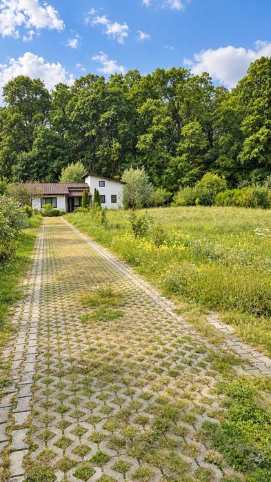 Casă de închiriat pe termen lung, la marginea pădurii – sat Moara, Puchenii Mari, Prahova