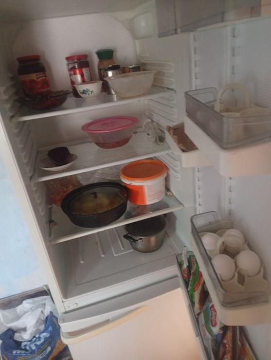 Продам холодильник марка атлант