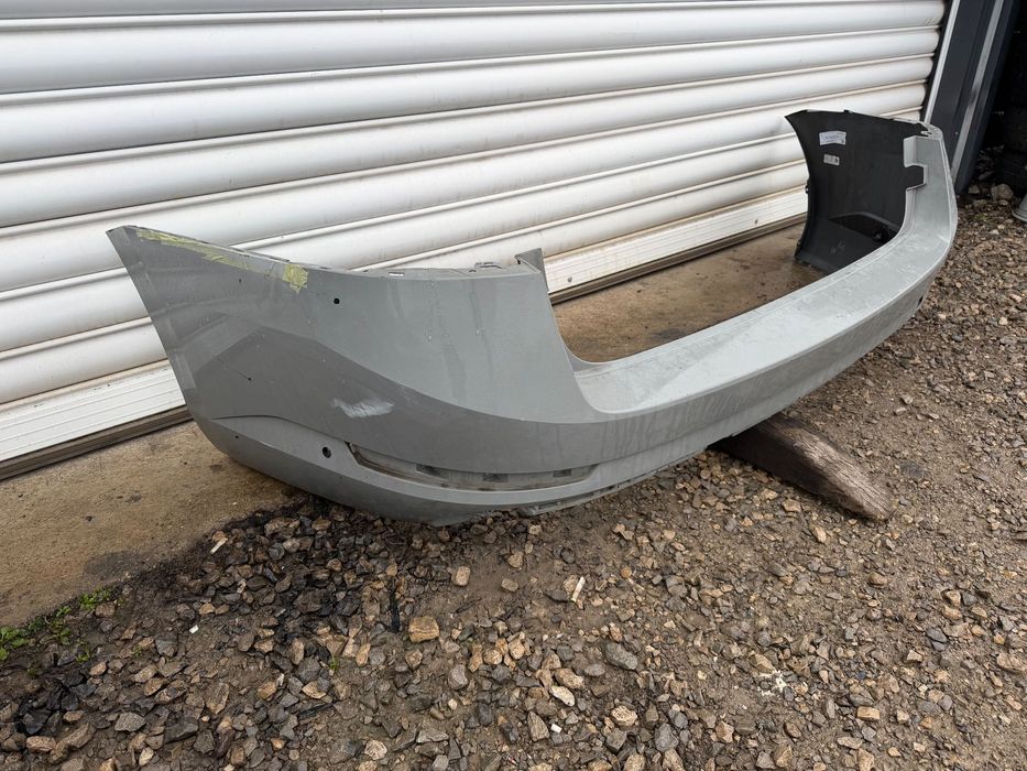 Задна броня за Skoda Superb (2015-2019)