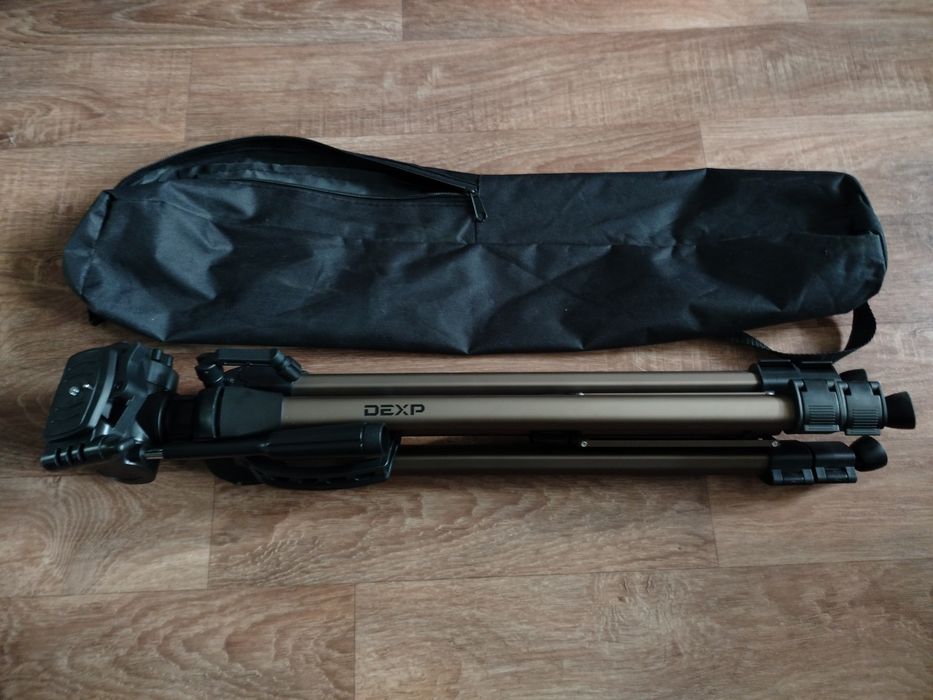 Штатив для фотоаппарата dexp