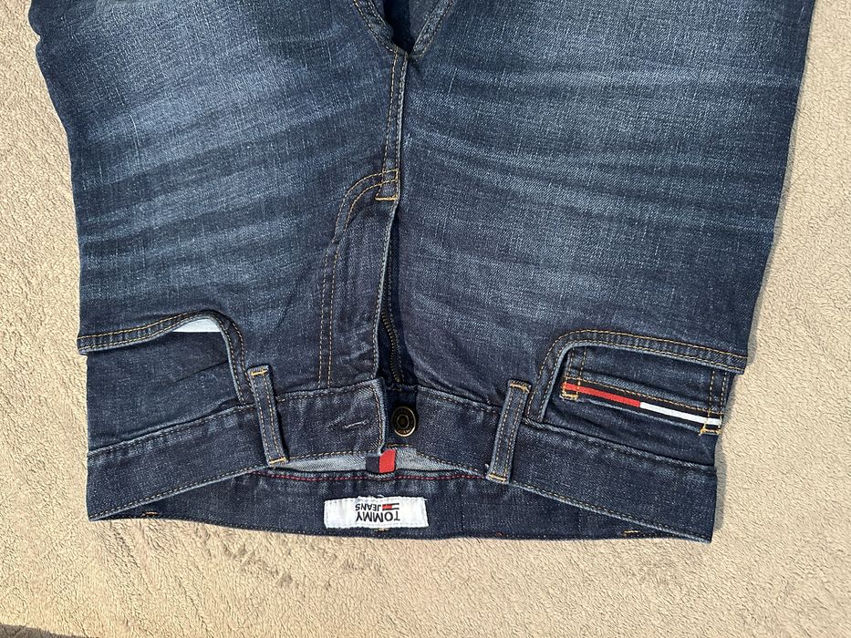 Blugi Tommy Jeans mărimea 36 și 38  (S, M)