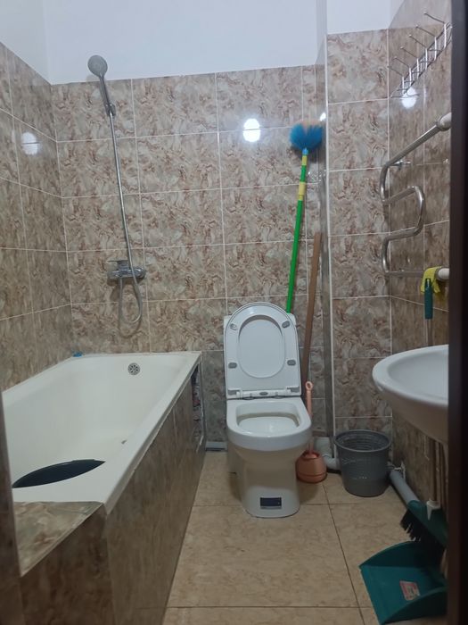 1 honalik kvartra ijaraga beriladi