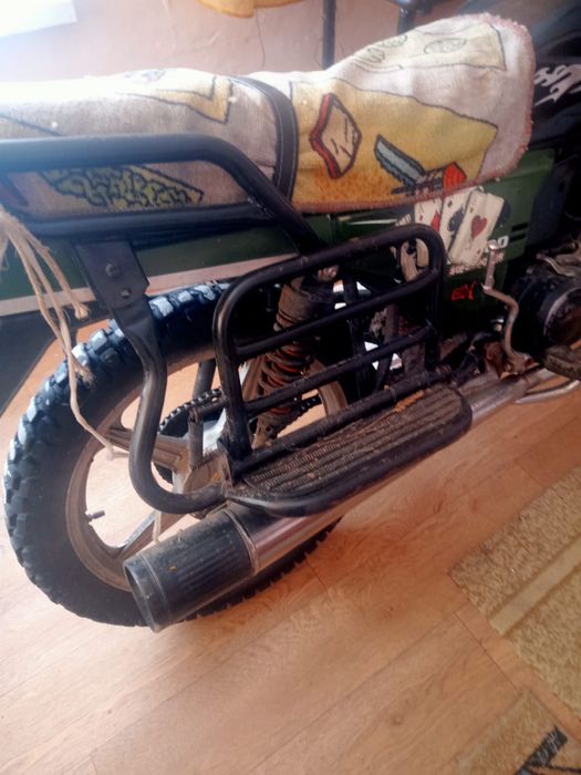 Мотоцикл Яки 200