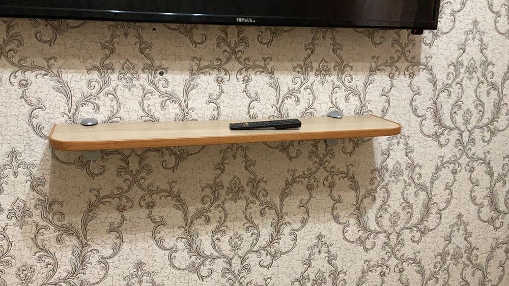 Продам полку под ТВ