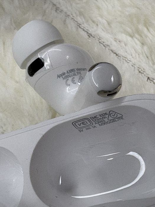 AirPods Pro (Gen 3) Apple – Noi, desfăcute doar pentru poze