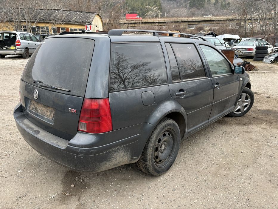 Фолксваген  Бора 1.9 101 к.с за части.