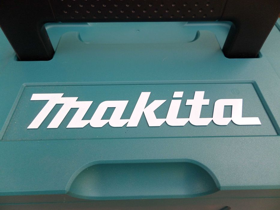 Cutie scule Makita mare 40/30/30 noua, originala cu 4 inchideri solida