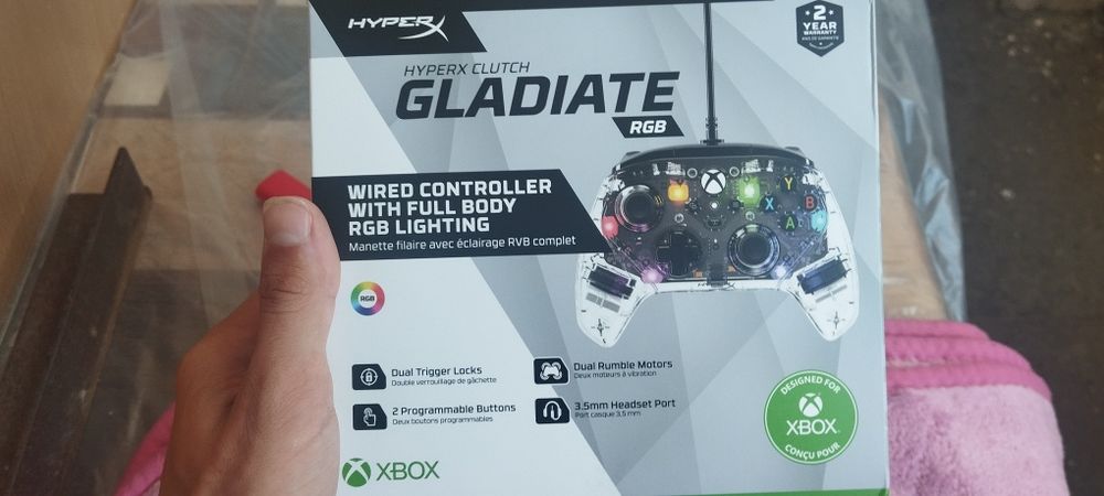 Геймпад HYPERX clutch Gladiate RGB