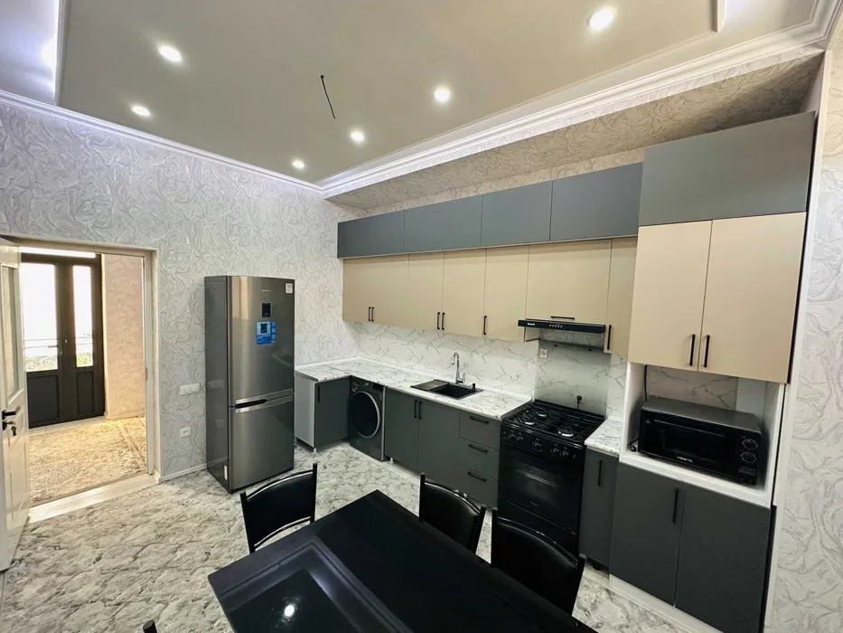 Продаю 2-х этажный коттедж Сергели Хонабад