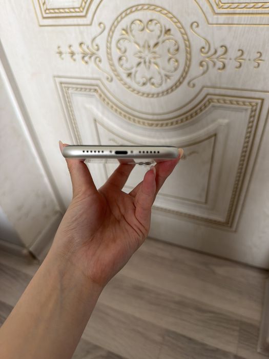 Продам Iphone 11 64гб