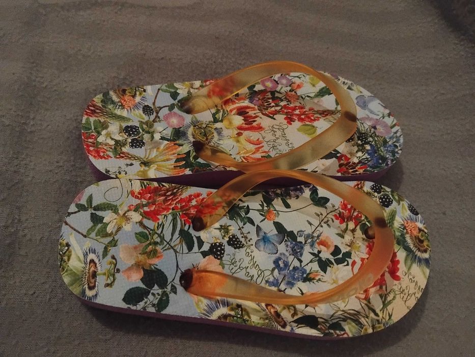 Чехли за басейн или плаж