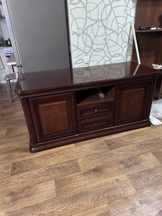 ТВ-тумба напольная