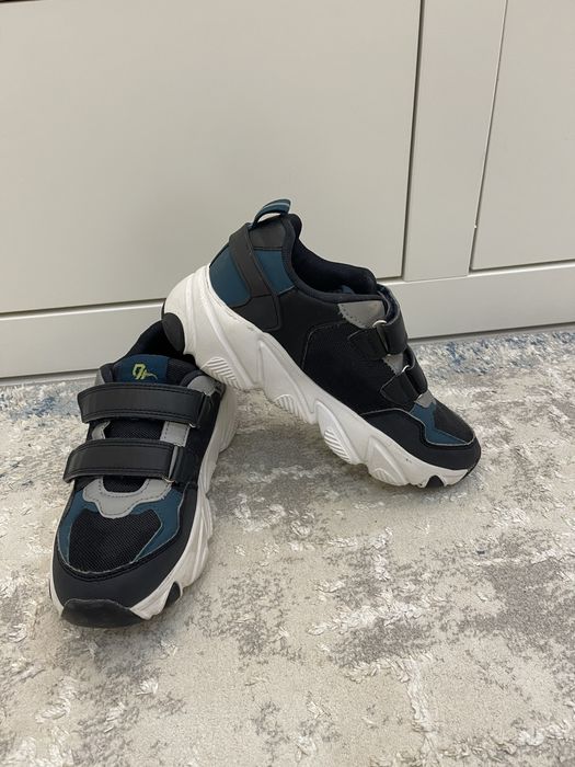 Кроссовки для мальчика