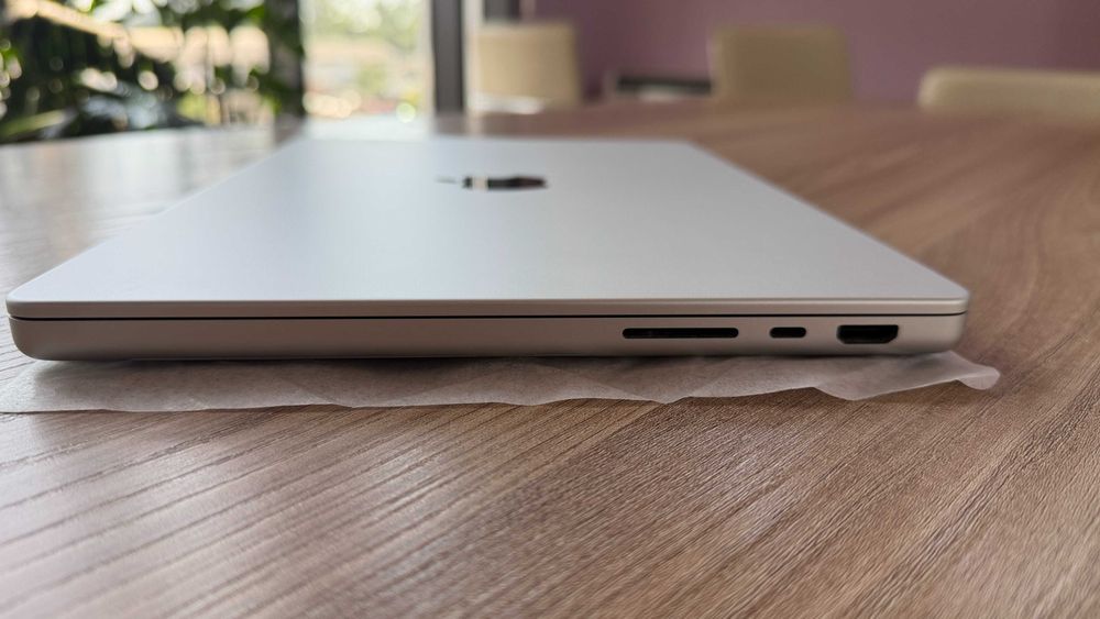 Apple MacBook Pro 14