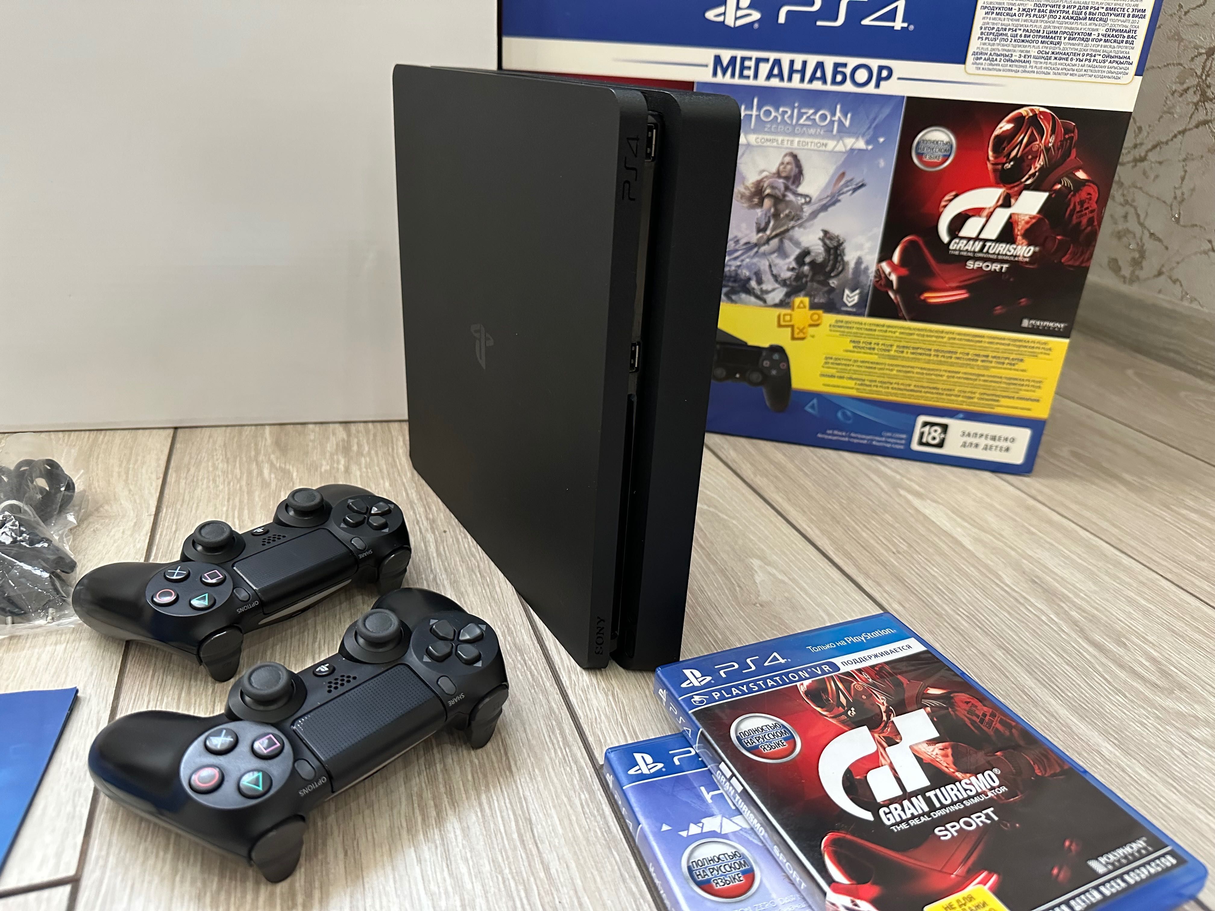 Sony Ps 4 SLIM + 2 джойстика Игры ! Playstation Слим: 115 000 тг. -  Приставки Алматы на Olx