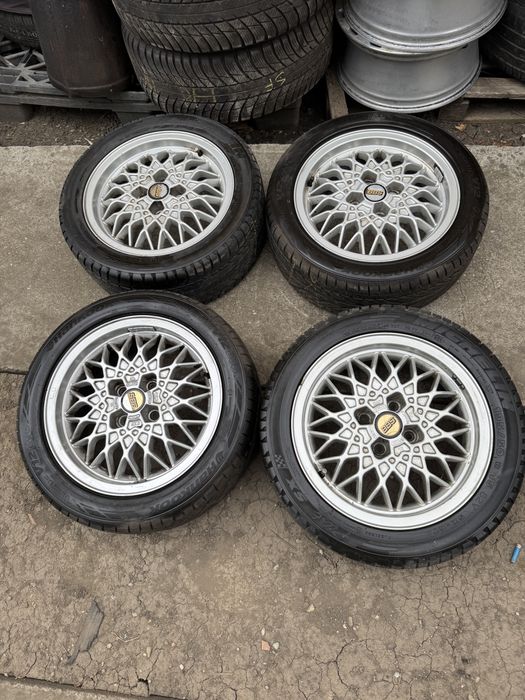 Vand jante table vw logan structurate  skoda rezerve capace originale