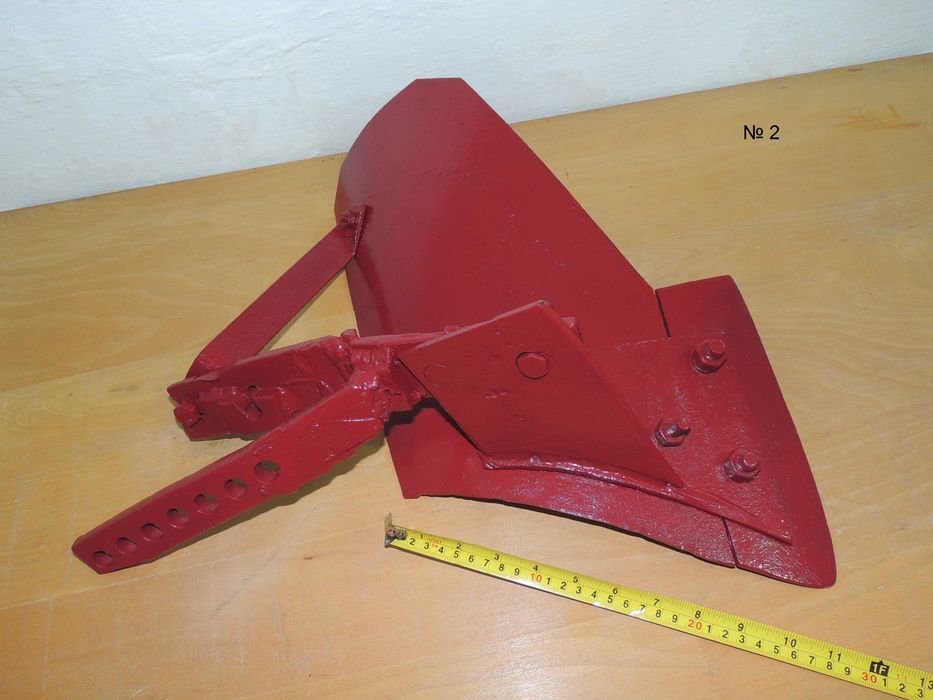 Браздир /лястовица/ с 2 отвора за култиватор. Менгеме. Плуг