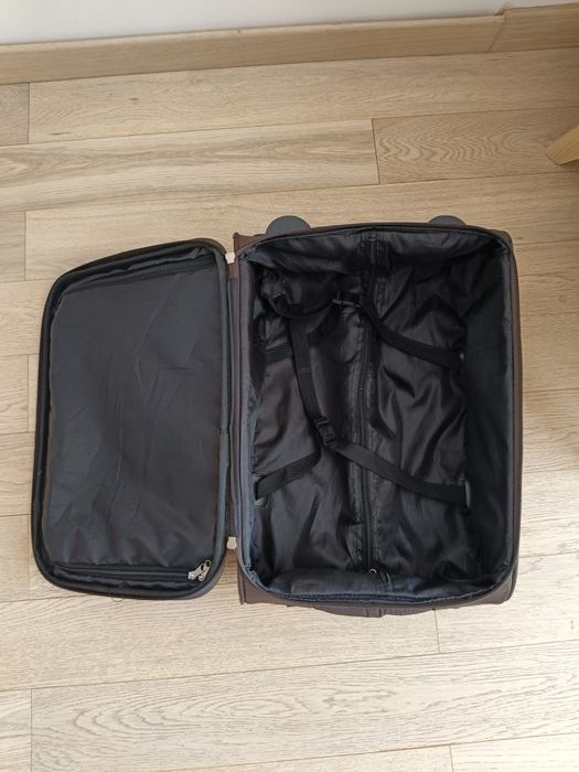 Чемодан в хорошем состоянии