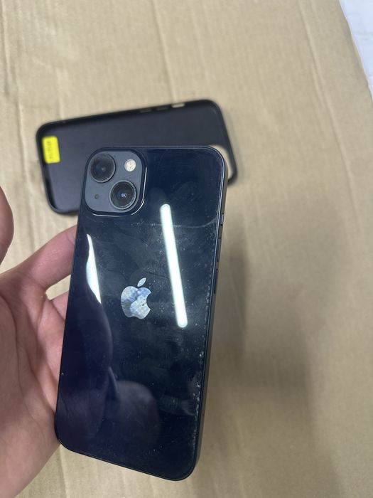 айфон 13  128 гб  в идеале