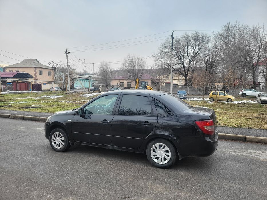 Машина на полном Хау
